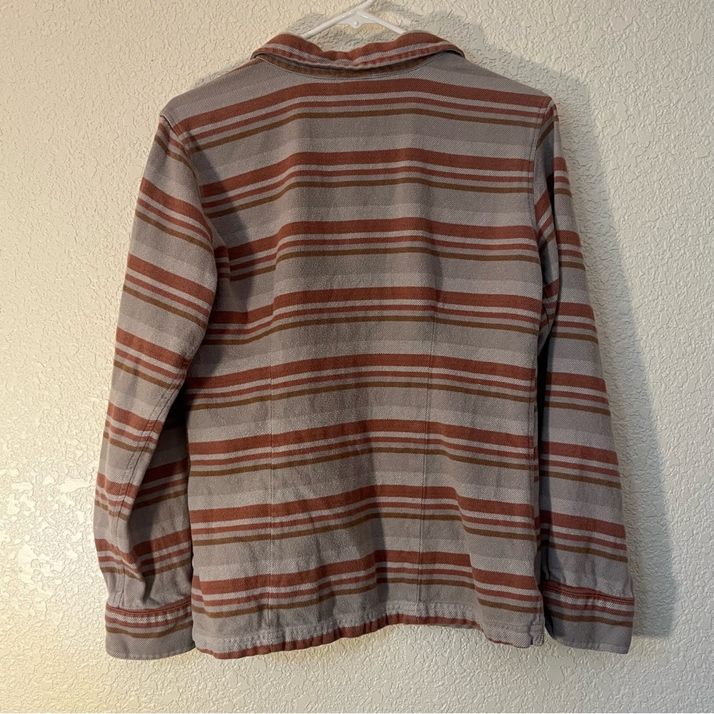 Kids Patagonia Organic Cotton Striped Shirt - Gray and Rust color. - Picture 5 of 7